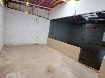 SE VENDE CASA DE 2 PISOS – SANTA ÚRSULA, CUSCO