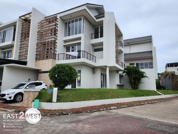 Dijual Rumah Perum Taman Grisenda Kapuk Muara Jakarta Utara Full Renovasi Bagus Nyaman Siap Huni
