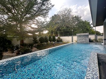 5-Bedroom Modern Fairway House for sale in Manila Southwoods