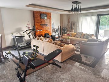 5-Bedroom Modern Fairway House for sale in Manila Southwoods