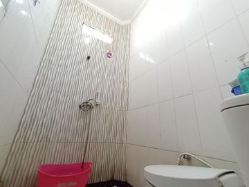 Rumah HOOK Bangunan Asri Terawat Cisaranten Kulon Arcamanik dkt Antapani Bandung