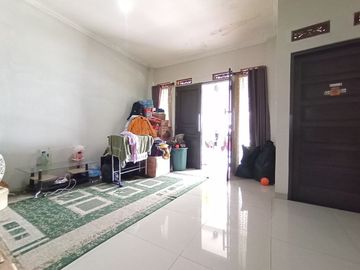 Rumah HOOK Bangunan Asri Terawat Cisaranten Kulon Arcamanik dkt Antapani Bandung