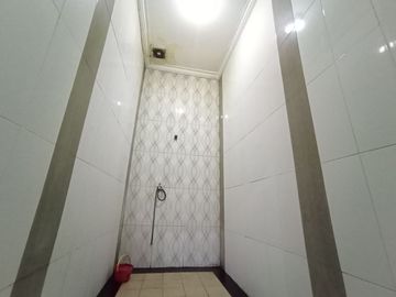 Rumah HOOK Bangunan Asri Terawat Cisaranten Kulon Arcamanik dkt Antapani Bandung