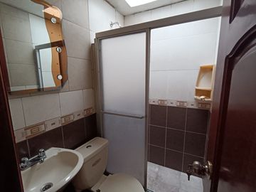 Casa de Venta en Conjunto - Guamani Sur de Quito