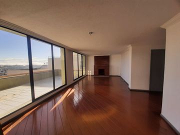 Penthouse Duplex  de Venta - El Bosque  II Etapa