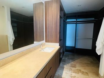 AMPLIO GARDEN HOUSE EN EXCLUSIVO Y BOUTIQUE DESARROLLO PUNTA DEL MAR, DENTRO DE PUERTO CANCUN