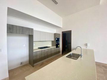 AMPLIO GARDEN HOUSE EN EXCLUSIVO Y BOUTIQUE DESARROLLO PUNTA DEL MAR, DENTRO DE PUERTO CANCUN