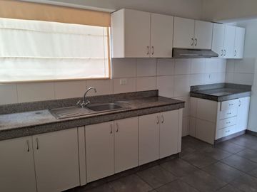 ALQUILO EXCLUSIVO DEPARTAMENTO EN MAGDALENA LIMITE CON SAN ISIDRO