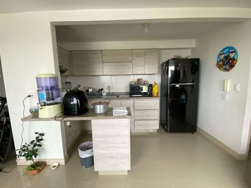 VENDO APARTAMENTO EN EL SECTOR DE LA PRADERA COD 8946598