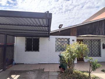 Estupenda casa Las Acacias, San Bernardo