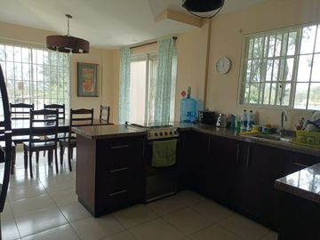 Venta, Espectacular casa, Cotacachi 2 habitaciones