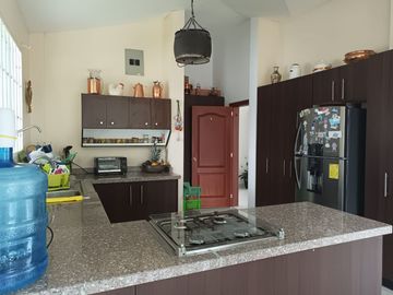 Venta, Espectacular casa, Cotacachi 2 habitaciones