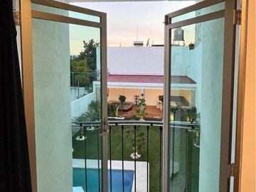 CASA NUEVA EN TULIPANES, CUERNAVACA.