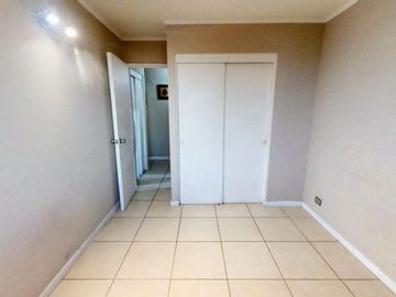 Se Vende 2D+2Baños+Estacion+Bodega Con Vista Al Mar.
