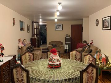 VENTA DE CASA (SAN MIGUEL - URBANIZACIÓN MARANGA)