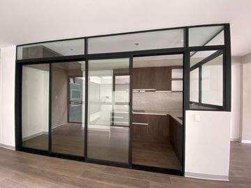 Loft Grande de Diseño Industrial con Mucha Luz Natural, Alquiler en Miraflores