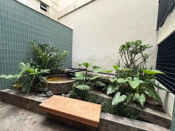Loft Grande de Diseño Industrial con Mucha Luz Natural, Alquiler en Miraflores