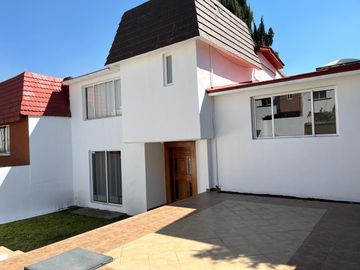 CASA EN VENTA 3 RECAMARAS EN LOMAS DE BELLAVISTA, ESTADO DE MEXICO