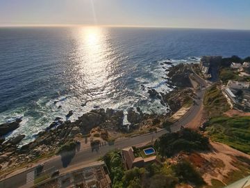 Espectacular departamento con linda vista al mar , 4 D , 3 B , 2 E  ,ubicado Costa de Montemar