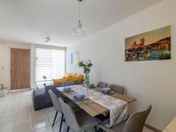Casa en venta con alberca al sur de Cuernavaca Morelos