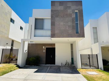Se Vende Casa en El Manantial, Corregidora Querétaro