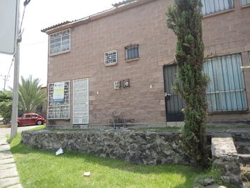 Casita Geo en Condominio