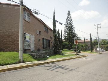 Casita Geo en Condominio
