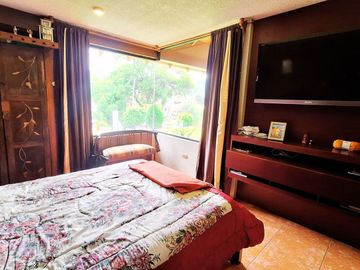 CASA EN VENTA, VIVE O EMPRENDE EN PAUTE.