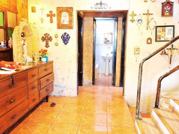 CASA EN VENTA, VIVE O EMPRENDE EN PAUTE.
