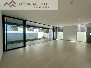 Casa en Venta Zapopan Coto Azaleas - Bugambilias
