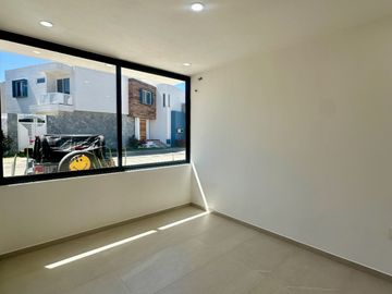 Casa en Venta Zapopan Coto Azaleas - Bugambilias