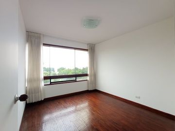 Estupendo Dpto. en Vente Frente al Mar en Miraflores 3 Dorm. A.C. 160 $440,000