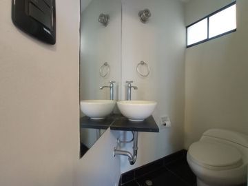 Estupendo Dpto. en Vente Frente al Mar en Miraflores 3 Dorm. A.C. 160 $440,000