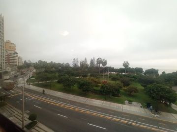 Estupendo Dpto. en Vente Frente al Mar en Miraflores 3 Dorm. A.C. 160 $440,000