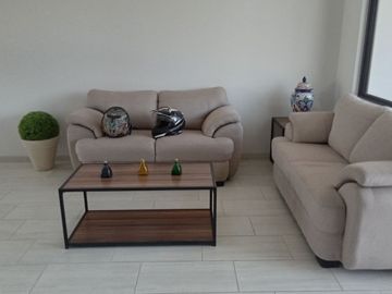 CASA EN VENTA TU MEJOR OPCION PARA TU FAMILIA, EN SAN FRANCISCO ACATEPEC, SAN ANDRES CHOULA.