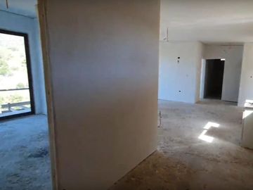 Parcela con casa casi terminada en Casablanca 3D 2B $84.900.000