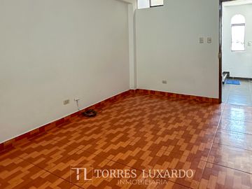 ALQUILER DEPARTAMENTO EN 3 PISO SURCO 2 HABITACIONES