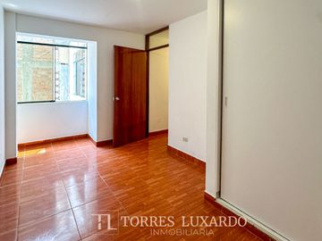 ALQUILER DEPARTAMENTO EN 3 PISO SURCO 2 HABITACIONES