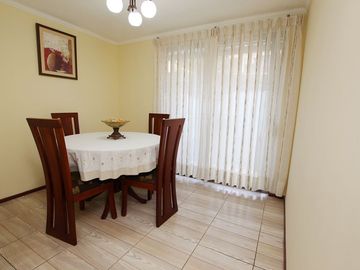 Se Vende Cómoda Casa Pareada de 2 pisos en Maipú