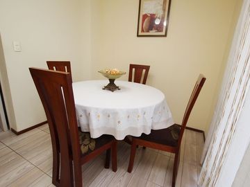 Se Vende Cómoda Casa Pareada de 2 pisos en Maipú