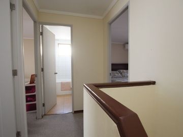 Se Vende Cómoda Casa Pareada de 2 pisos en Maipú