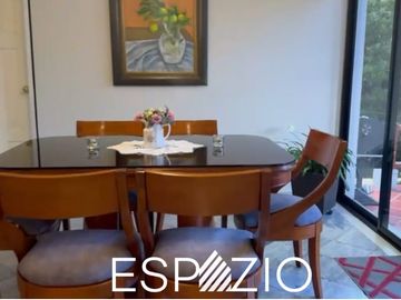 CASA DE LUJO  EN VENTA SECTOR SAN JUAN DE CUMBAYA