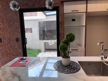 CASA VIP EN VENTA, Sector Ricaurte Sudamericano C1470