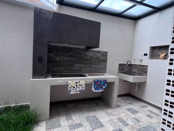 CASA VIP EN VENTA, Sector Ricaurte Sudamericano C1470