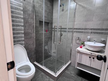 CASA VIP EN VENTA, Sector Ricaurte Sudamericano C1470