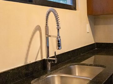 CASA EN CHOLUL, EN PRIVADA PLENUM RESIDENCIAL, ENTREGA INMEDIATA.