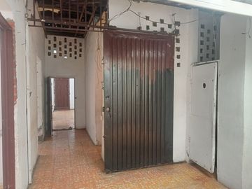 SE VENDE CASA EN LA NUEVA FLORESTA, CALI