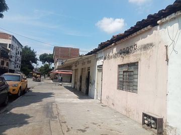 SE VENDE CASA EN LA NUEVA FLORESTA, CALI