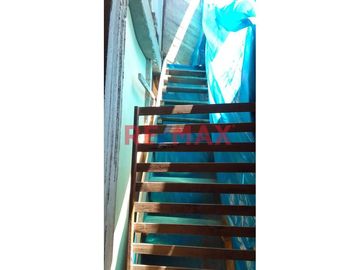 VENTA DE TERRENO EN VILLA EL SALVADOR A LA ESPALDA DEL HOSPITAL EMERGENCIA.