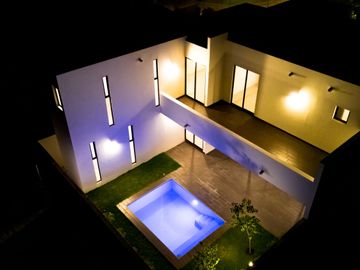 CASA EN CHOLUL, ENTREGA INMEDIATA, EN PRIVADA PLENUM RESIDENCIAL.